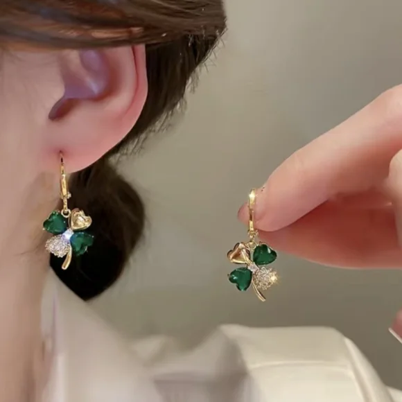 Glamorous Gemstone Drop Earrings With Crystals NWT - Picture 3 of 5